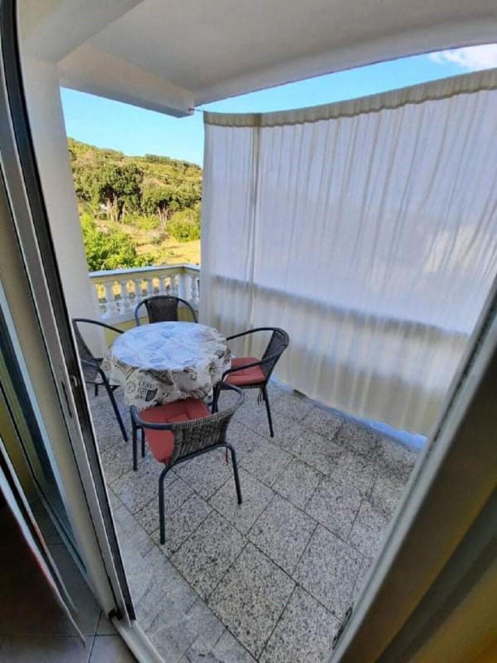 Apartments Robi- Swimming Pool And Beautiful Garden Kampor Exterior foto